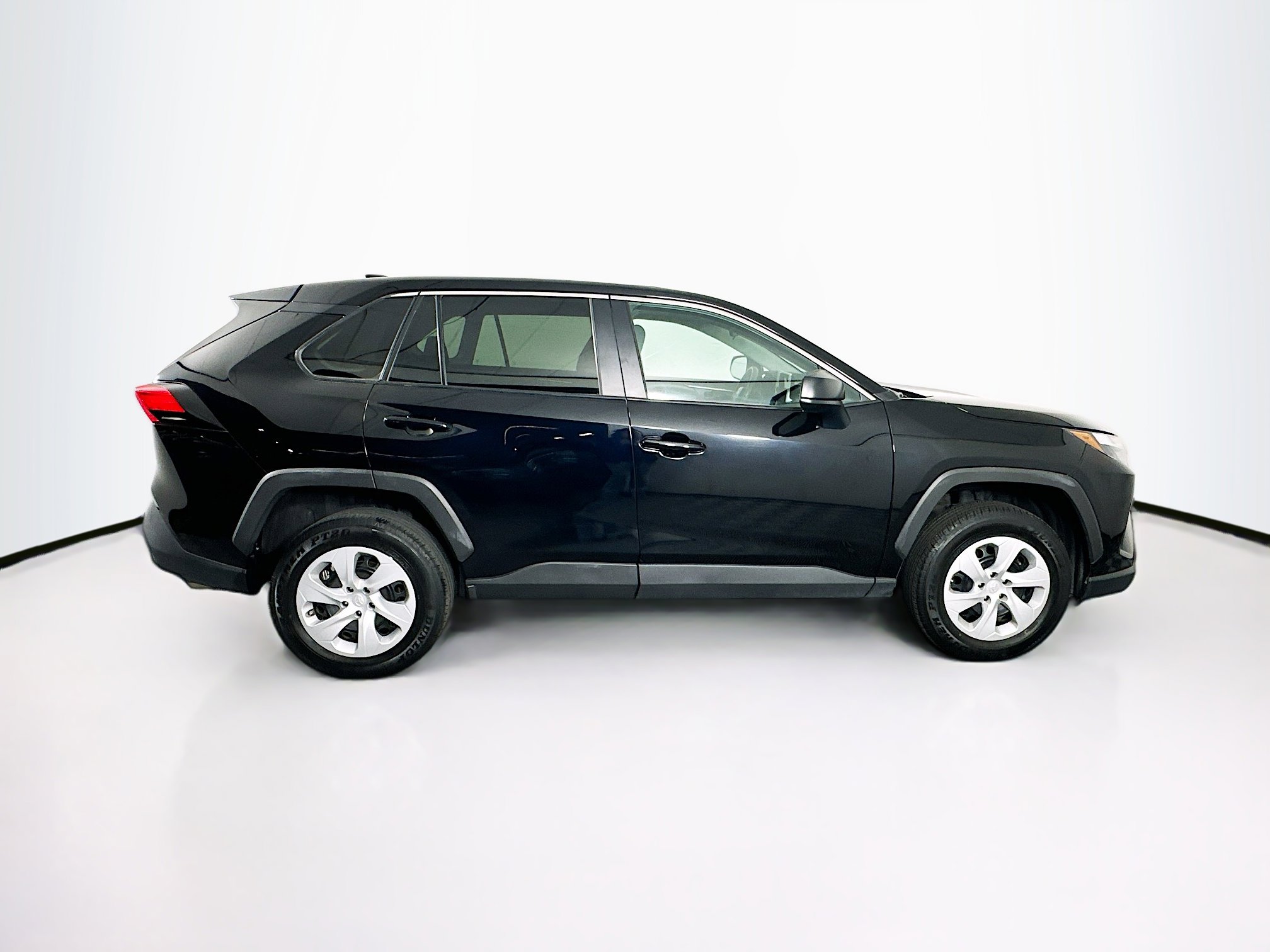 Used 2024 Toyota RAV4 LE image 10