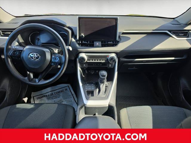 Certified 2023 Toyota RAV4 LE AWD/4WD image 12