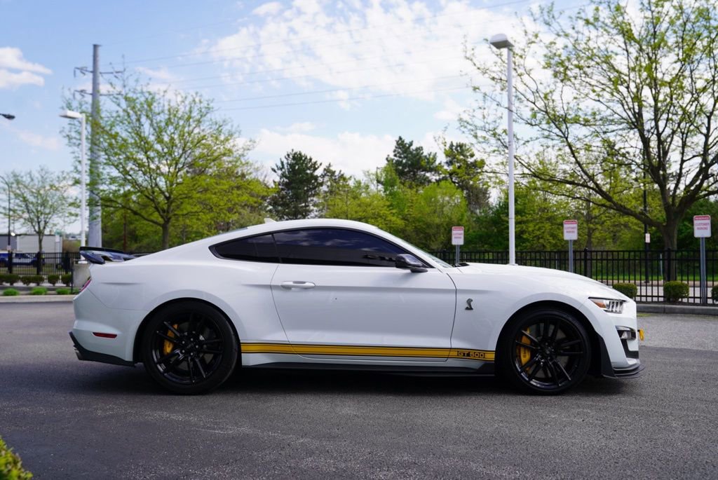 Used 2022 Ford Mustang Shelby GT500 w/ Technology Package RWD image 25