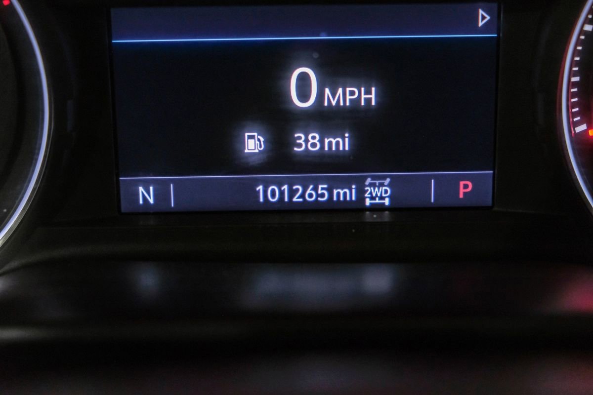 Used 2021 Chevrolet Silverado 1500 LT Trail Boss w/ Convenience Package II image 19