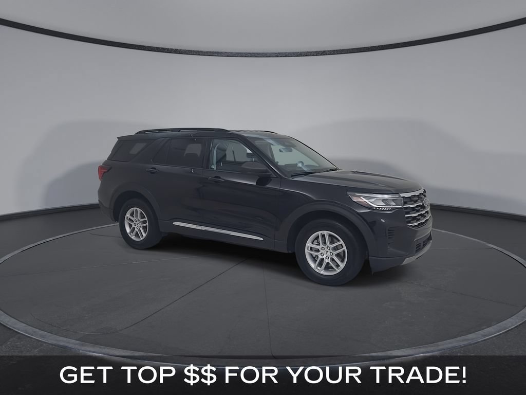 Used 2025 Ford Explorer Active AWD/4WD image 2