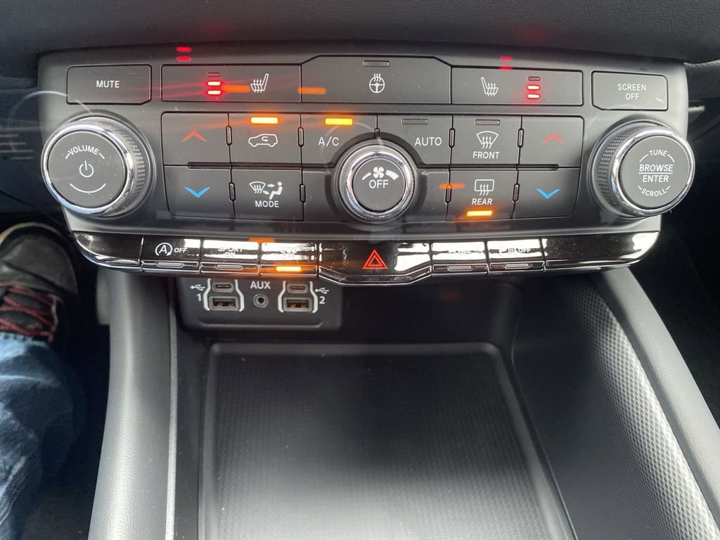 New 2026 Dodge Durango GT w/ Blacktop Package RWD image 29