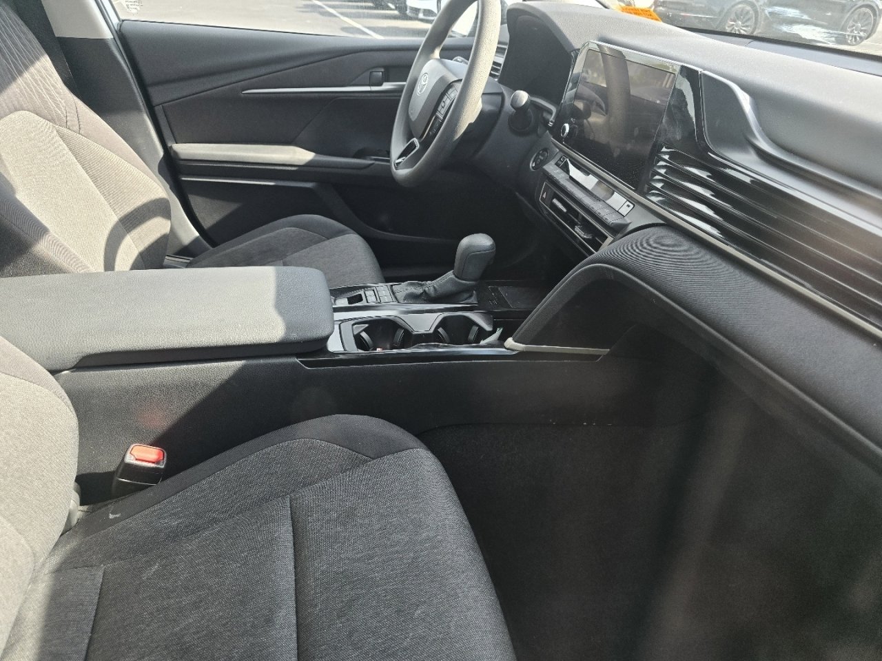 Used 2025 Toyota Camry LE image 18