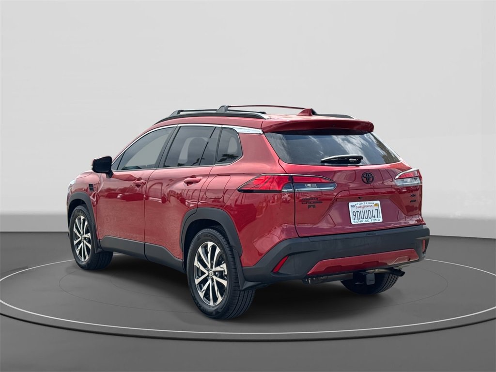 Used 2022 Toyota Corolla Cross XLE image 7