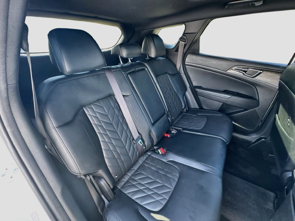 Certified 2023 Kia Sportage X-Pro Prestige AWD/4WD image 33