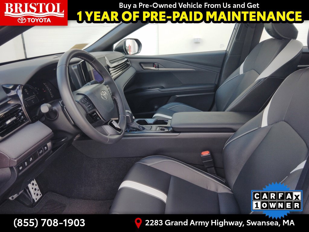 Used 2026 Toyota Camry SE FWD image 14