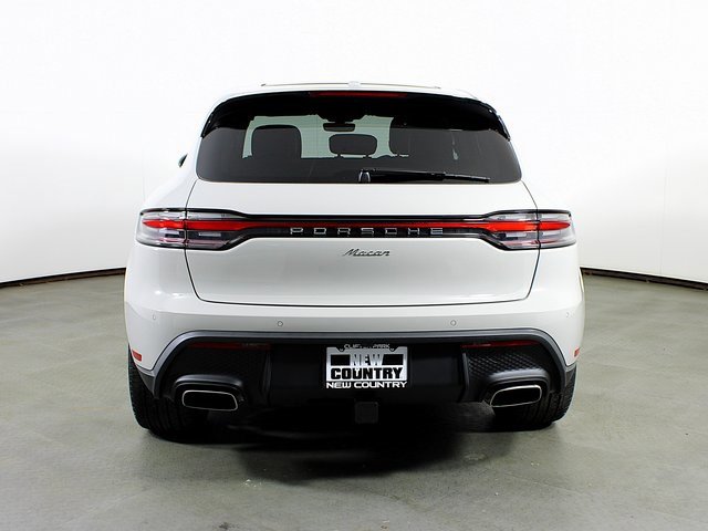 New 2025 Porsche Macan image 6