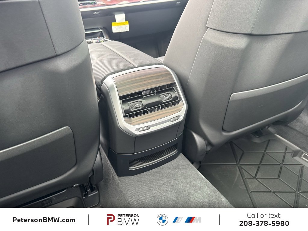 New 2026 BMW 760i xDrive w/ Executive Package image 23