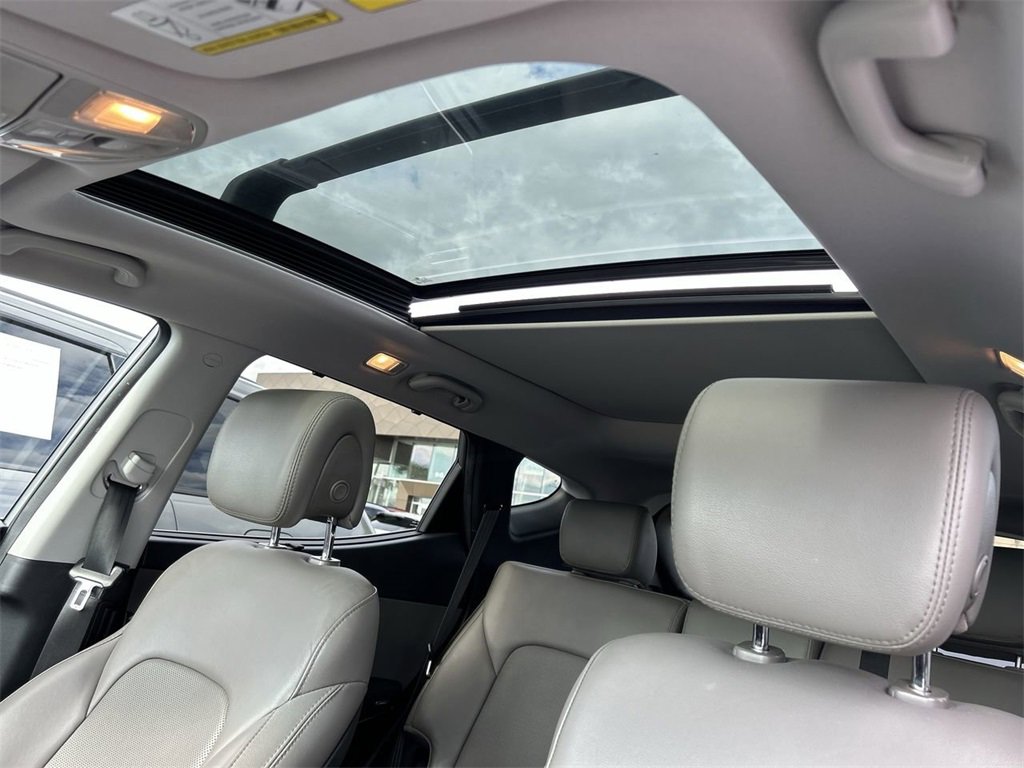 Used 2018 Hyundai Santa Fe Sport w/ 2.4L Tech Package 04 image 24