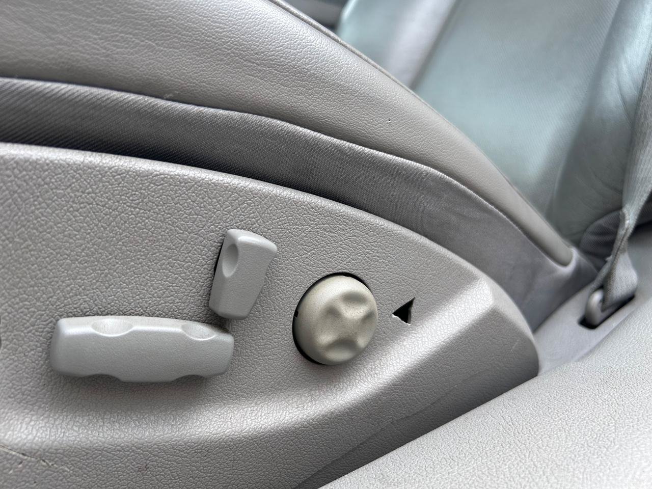 Used 2011 Cadillac STS RWD image 16