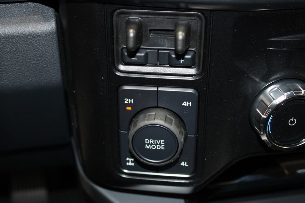 New 2025 Ford F350 Lariat w/ Lariat Ultimate Package image 43
