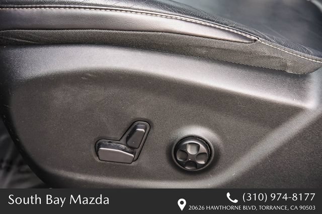 Used 2017 Jeep Cherokee Limited FWD image 22