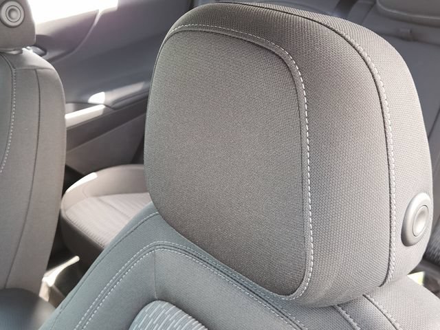 Used 2026 Chevrolet Equinox LT w/ Midnight Edition FWD image 13