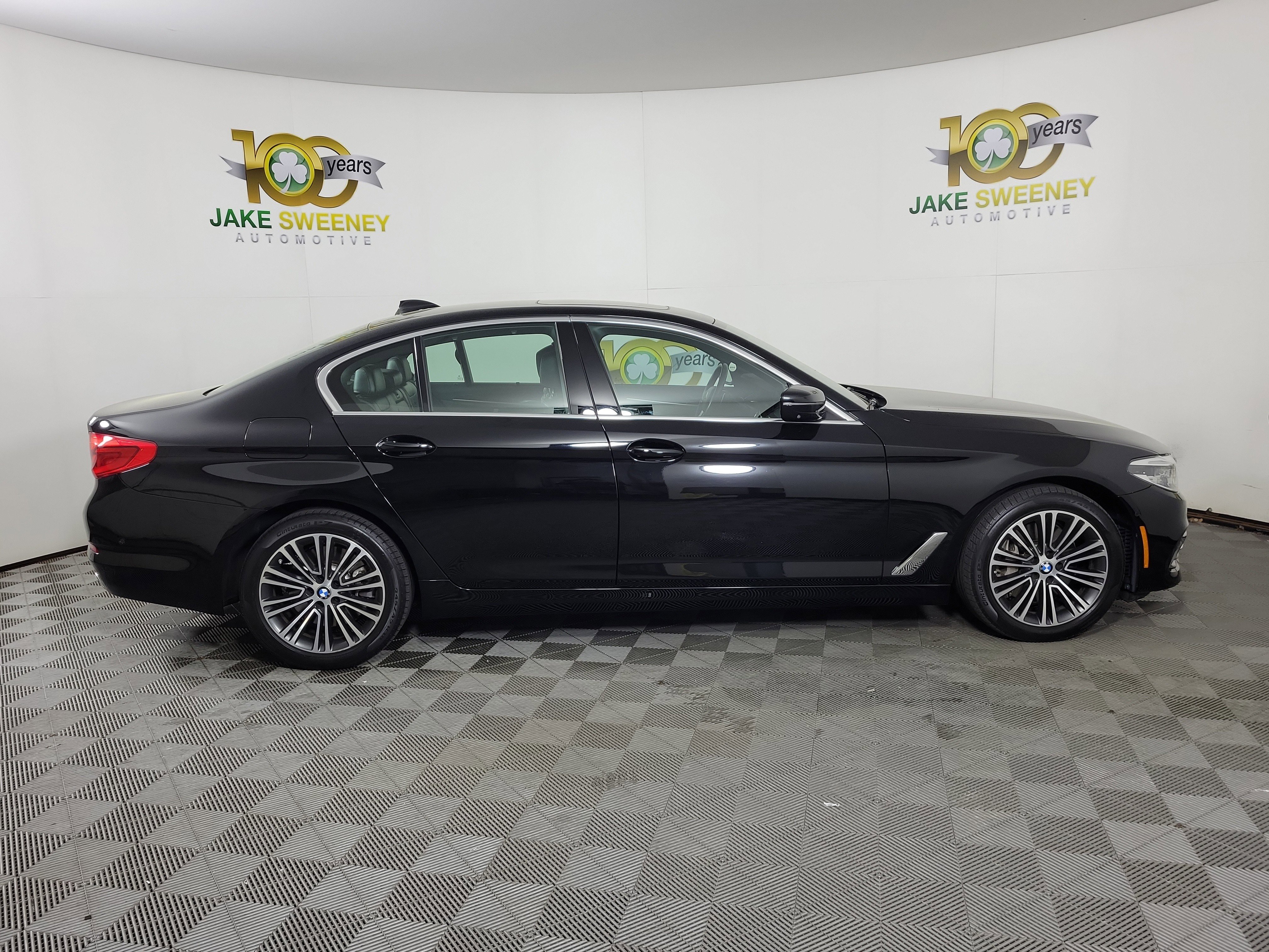 Used 2020 BMW 540i xDrive w/ Executive Package AWD/4WD image 4