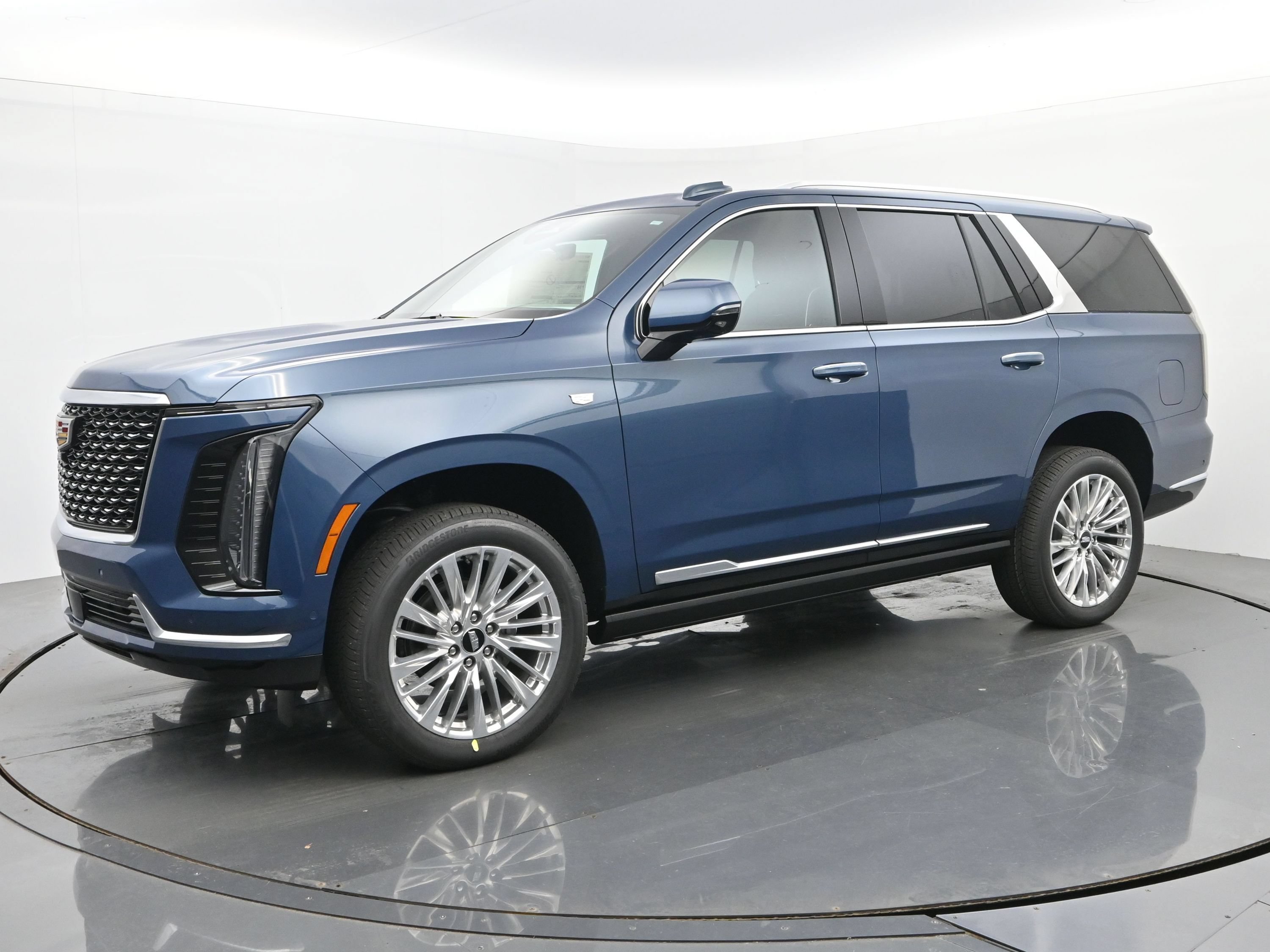 New 2026 Cadillac Escalade Luxury w/ Touring Package AWD/4WD image 1