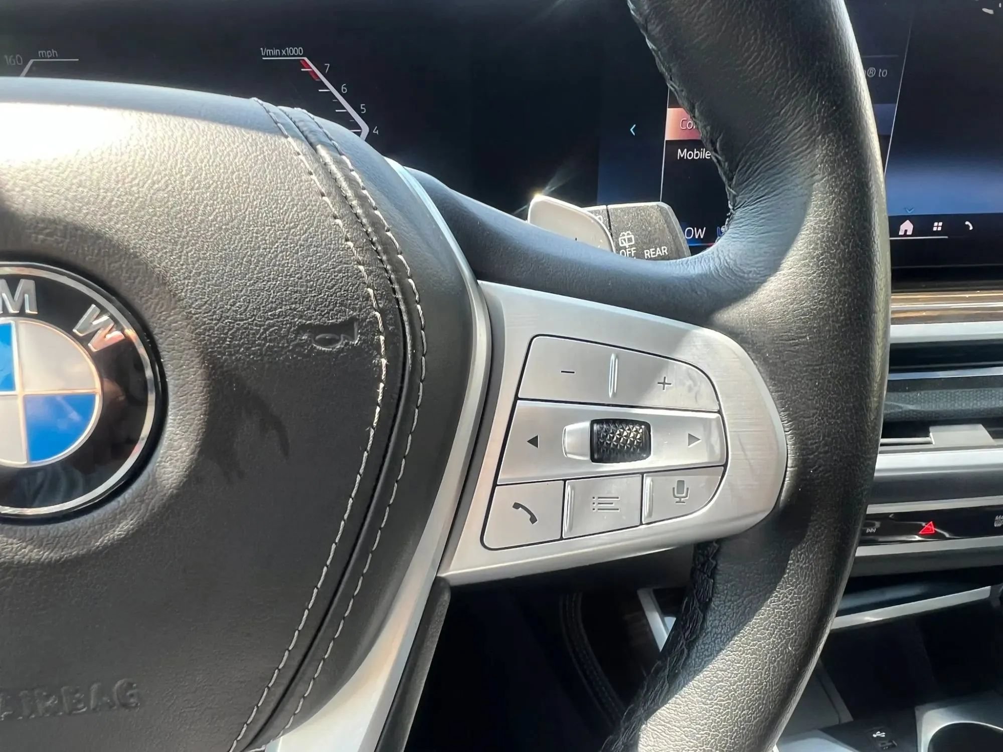 Used 2025 BMW X7 xDrive40i AWD/4WD image 24