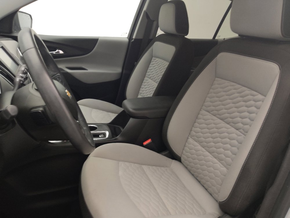 Used 2018 Chevrolet Equinox LT image 17
