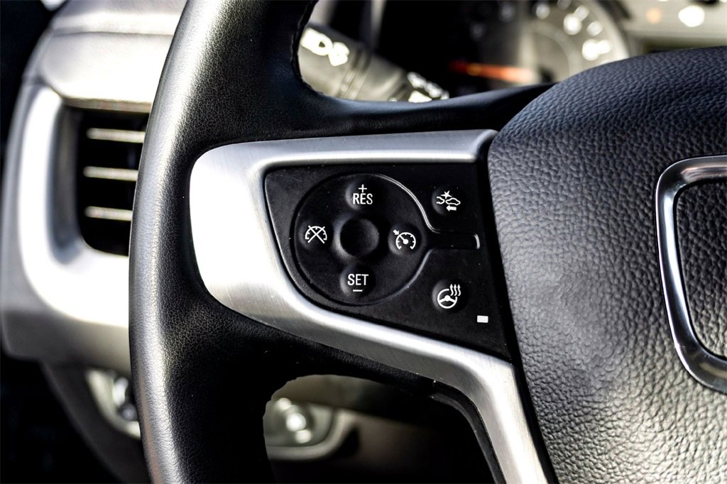 Used 2024 GMC Terrain SLT image 18