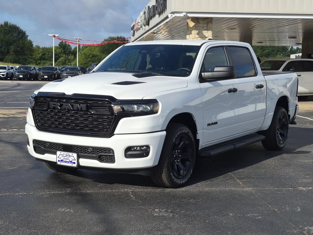 New 2026 RAM 1500 Express AWD/4WD image 3