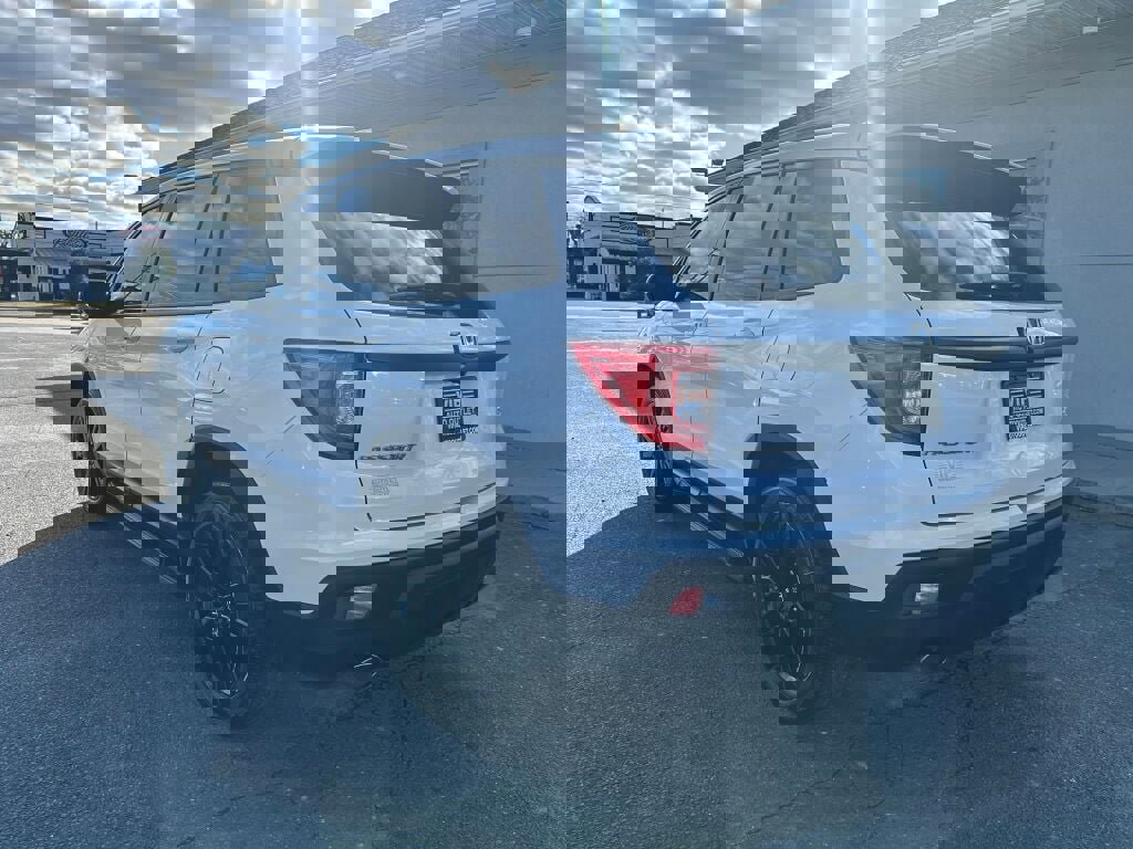 Used 2020 Honda Passport Sport image 5