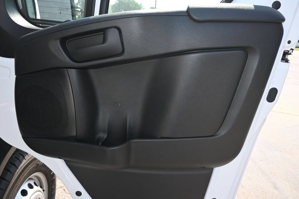 Used 2026 RAM ProMaster 2500 w/ Convenience Group FWD image 18