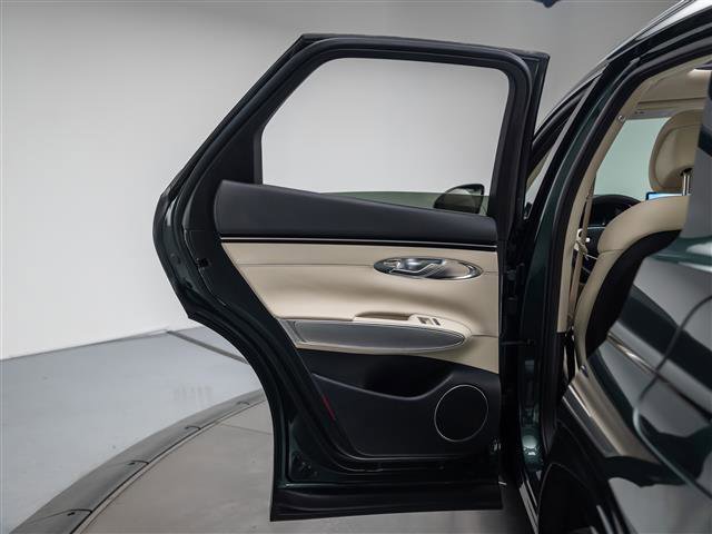 Used 2023 Genesis GV70 2.5T w/ Select Package AWD/4WD image 30