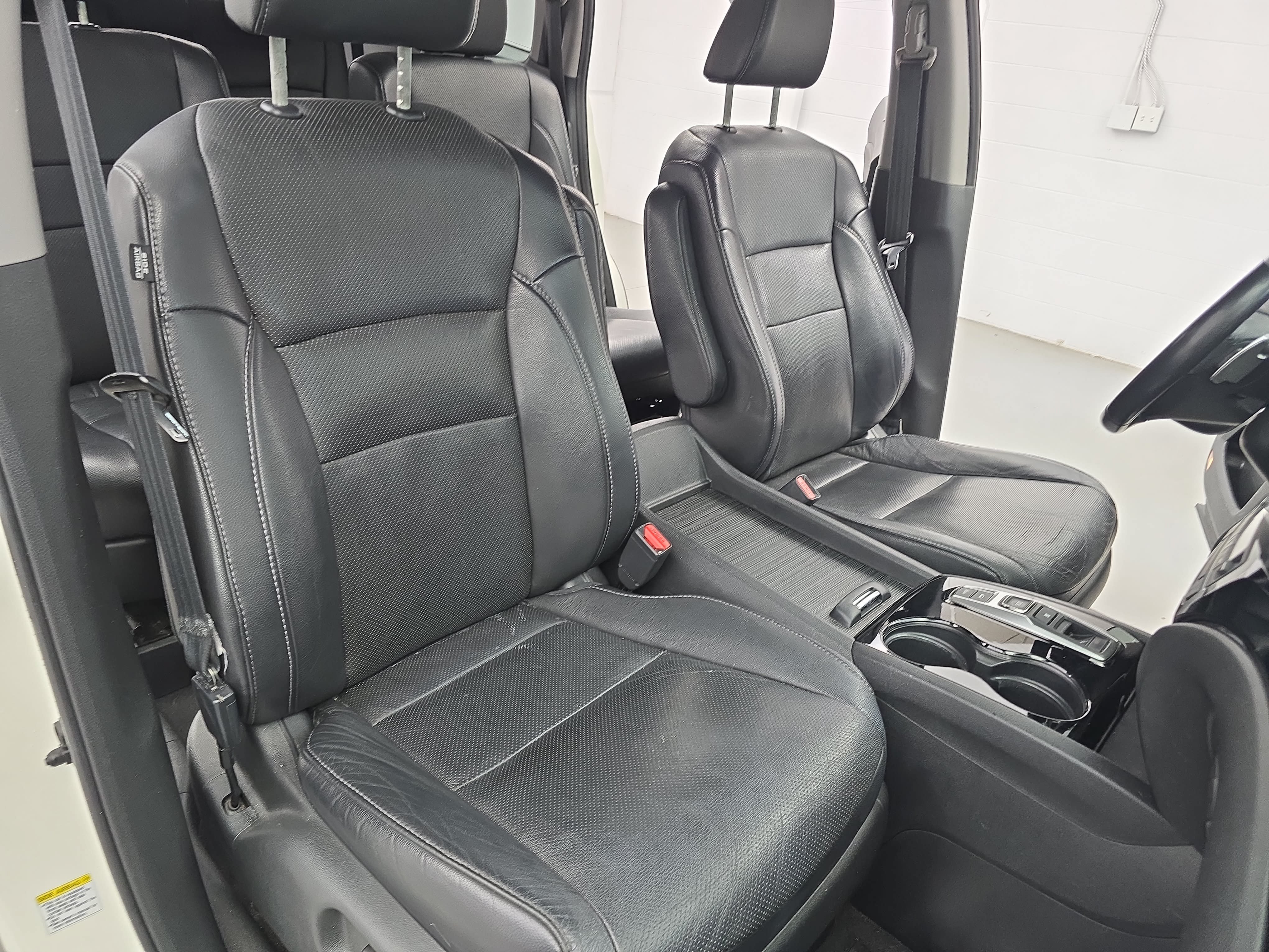 Used 2016 Honda Pilot Elite image 10