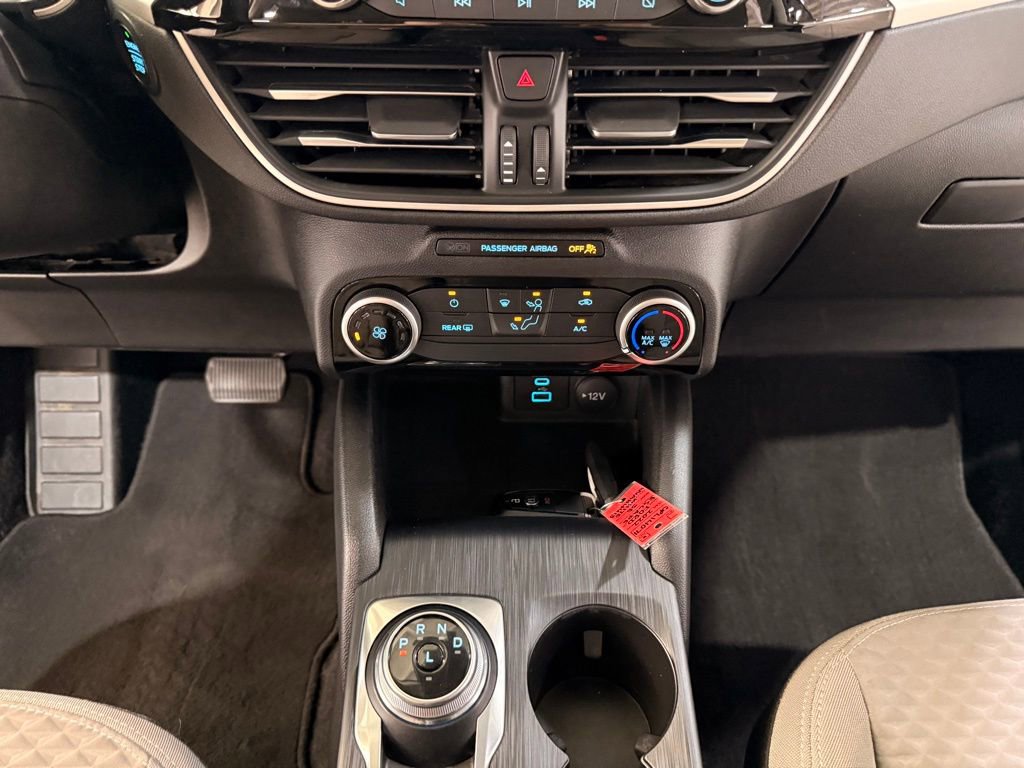 Used 2022 Ford Escape SE image 23