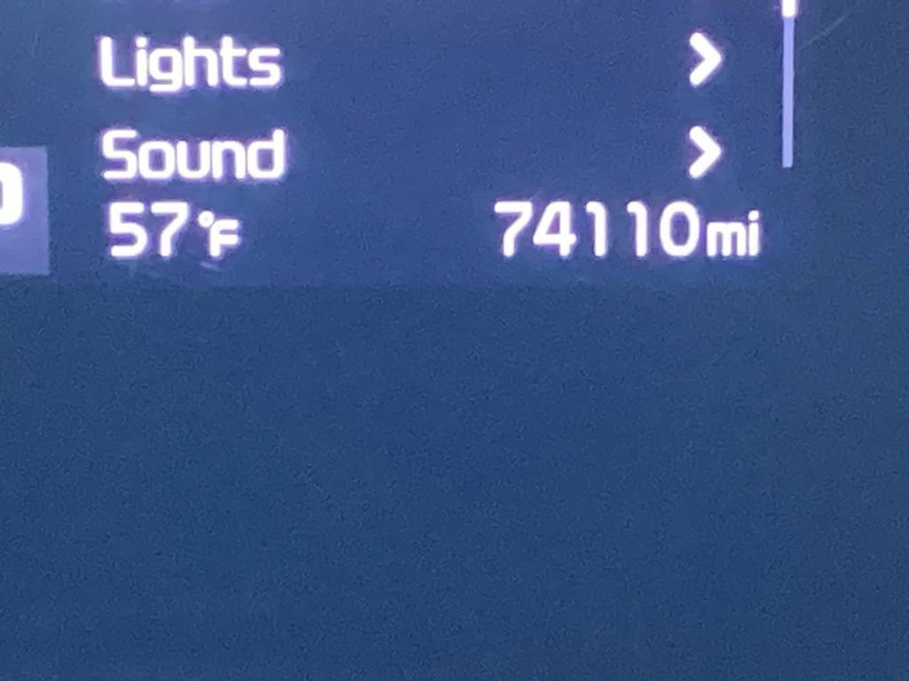 Used 2019 Kia Cadenza Technology image 5