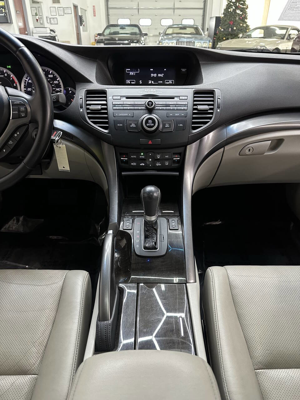 Used 2012 Acura TSX Sport Wagon image 25