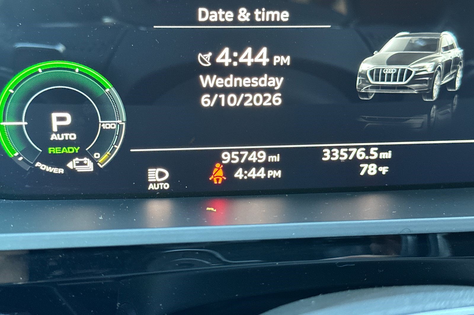 Used 2019 Audi e-tron Prestige AWD/4WD image 18