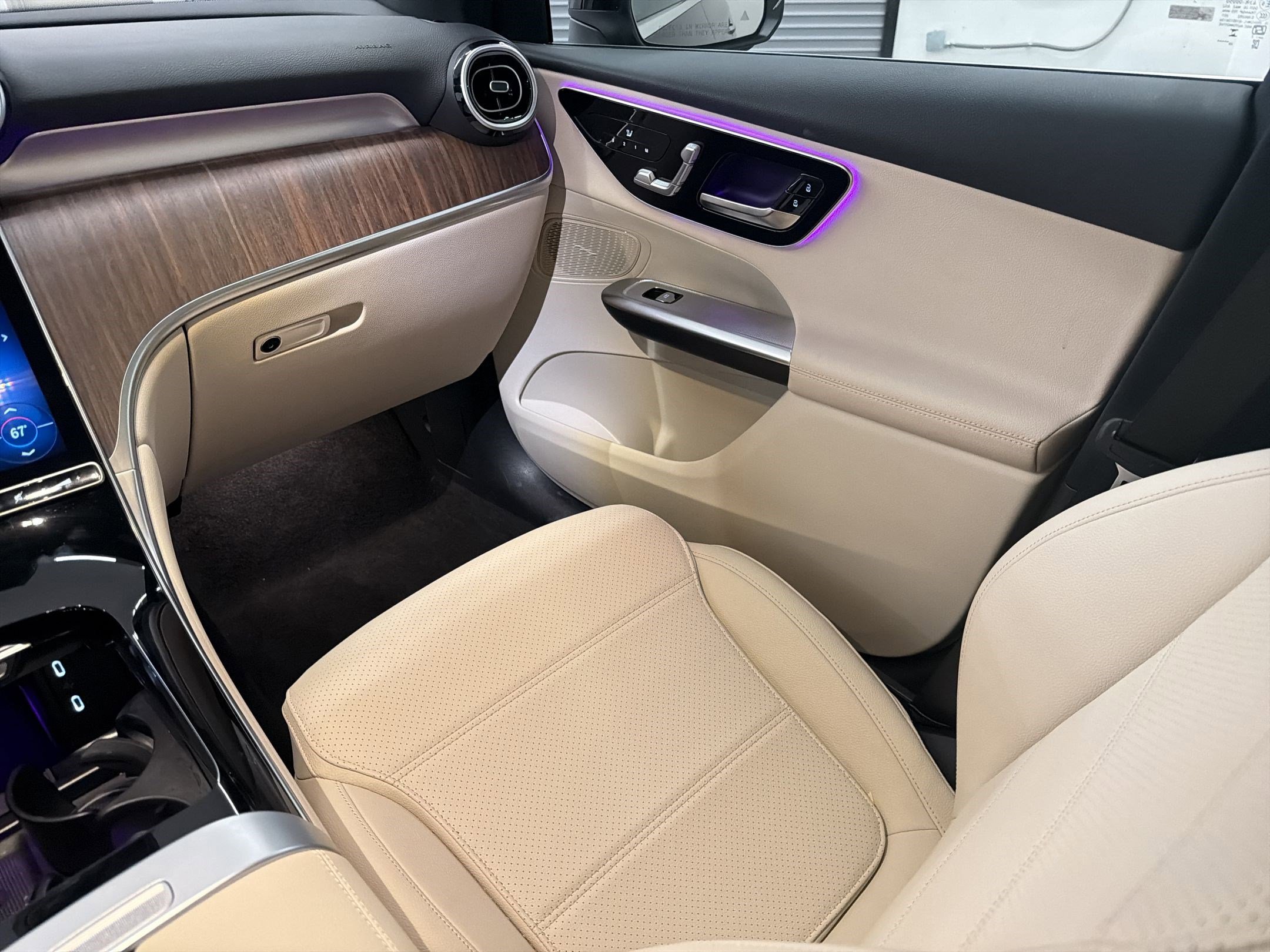 Certified 2026 Mercedes-Benz GLC 300 4MATIC image 27