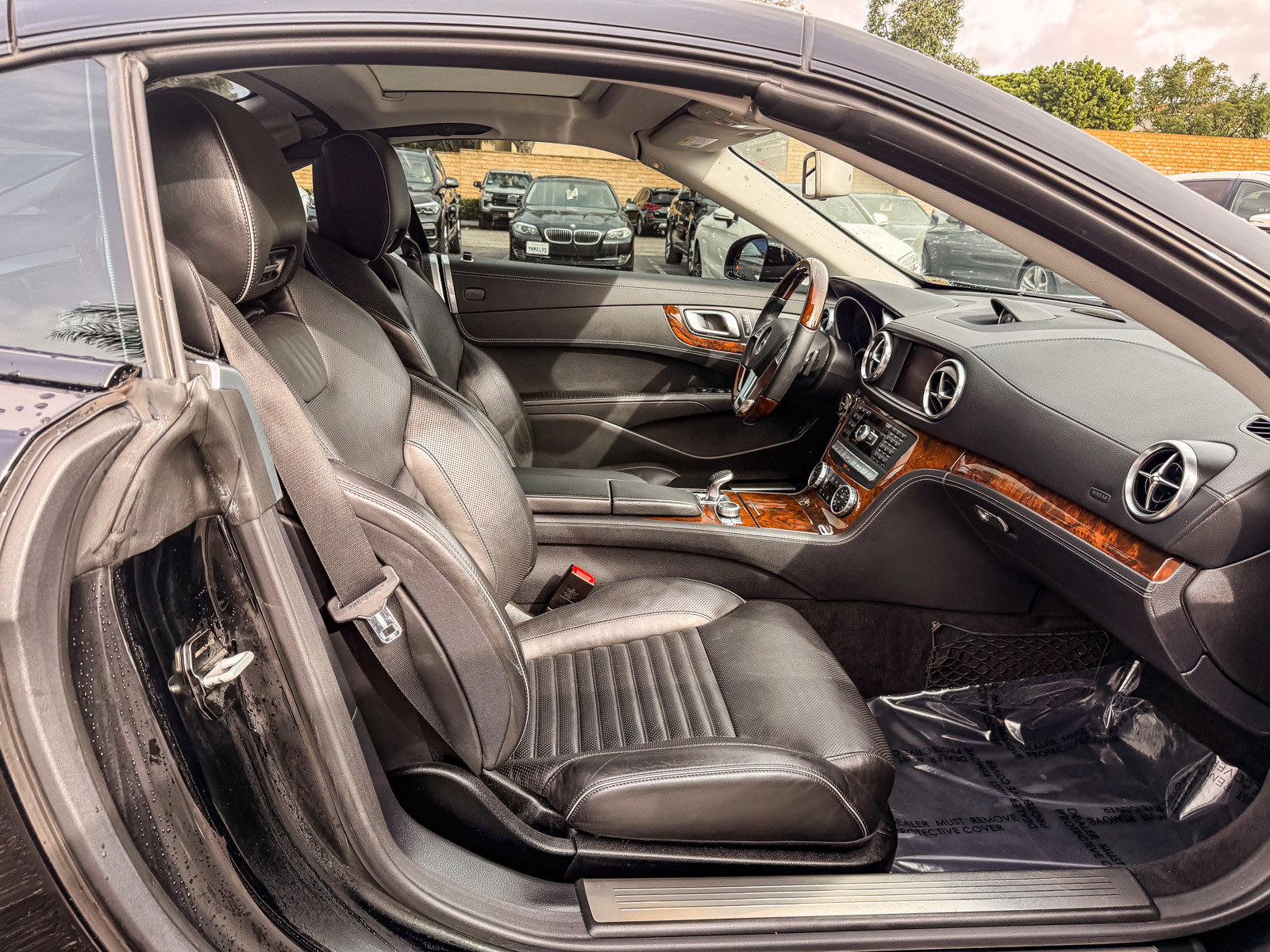 Used 2013 Mercedes-Benz SL 550 image 16