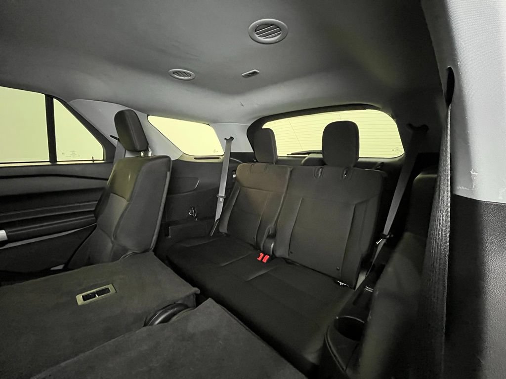Used 2022 Ford Explorer XLT AWD/4WD image 19