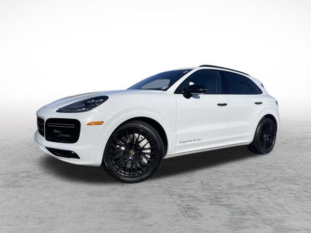 Used 2021 Porsche Cayenne Turbo image 1