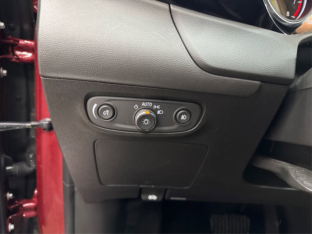 Used 2023 Buick Encore GX Preferred w/ Cold Weather Comfort Package image 25