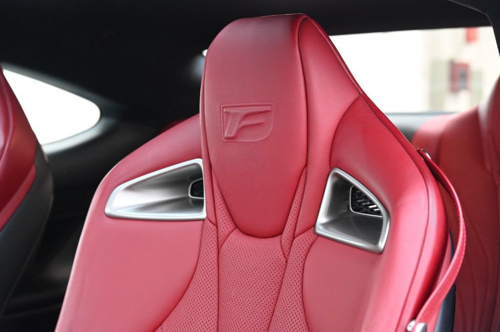 Used 2015 Lexus RC F w/ Premium Package RWD image 22