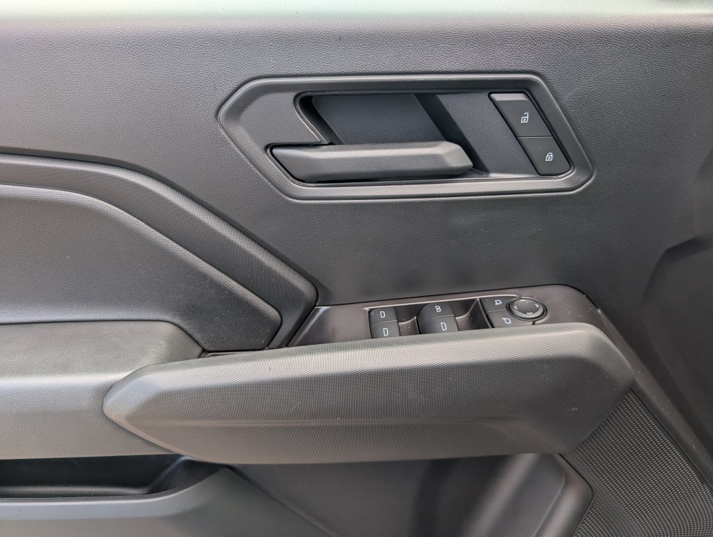 Used 2025 Chevrolet Colorado Trail Boss AWD/4WD image 10