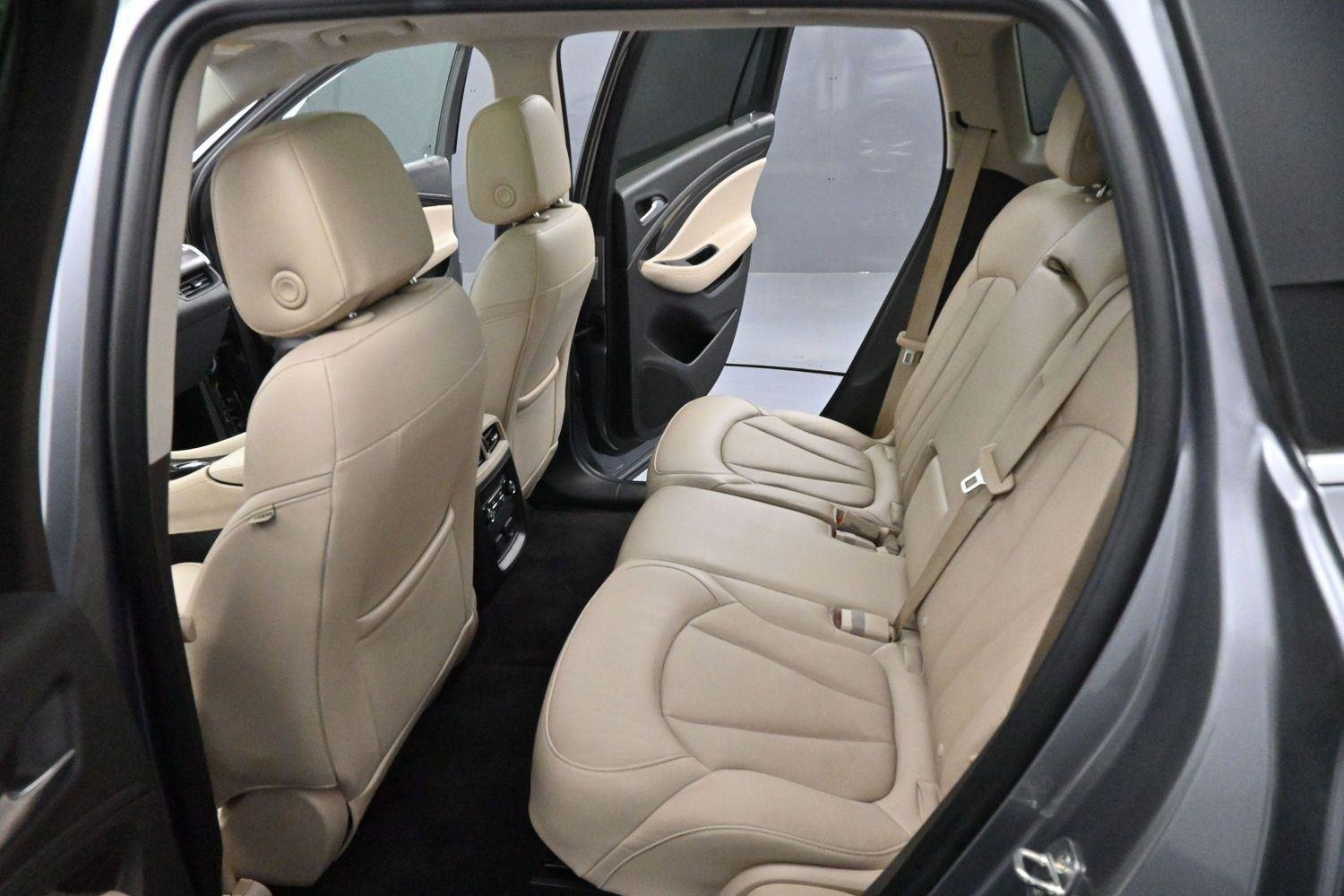 Used 2019 Buick Envision Essence FWD image 26