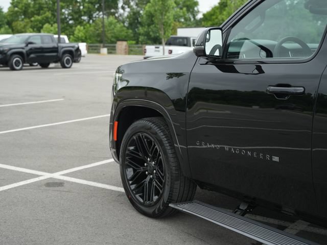 New 2026 Jeep Grand Wagoneer Limited AWD/4WD image 43