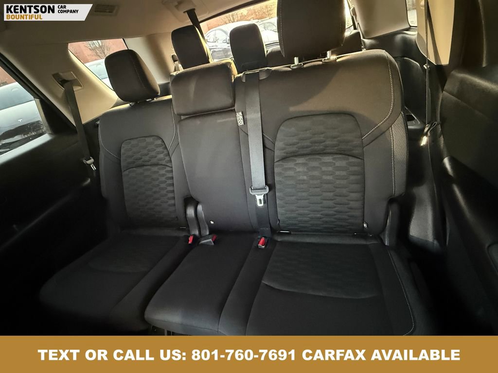 Used 2024 Nissan Pathfinder S image 24