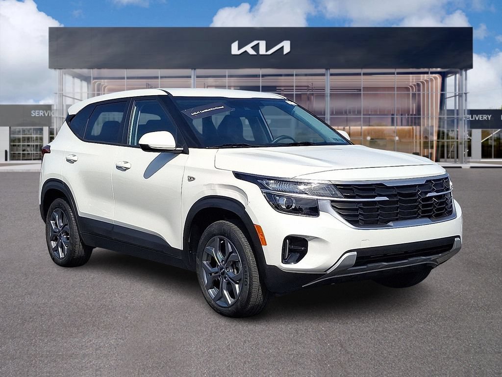 Certified 2024 Kia Seltos LX