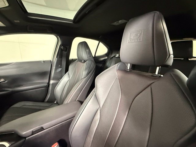 Used 2024 Lexus UX 250h F Sport FWD image 5