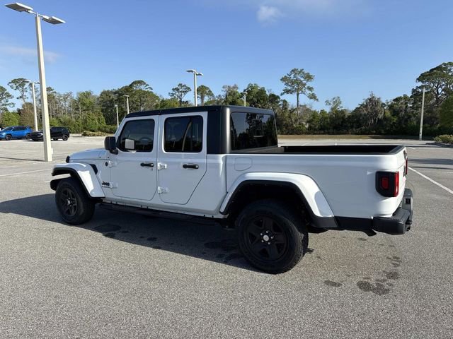 Used 2022 Jeep Gladiator Sport image 5