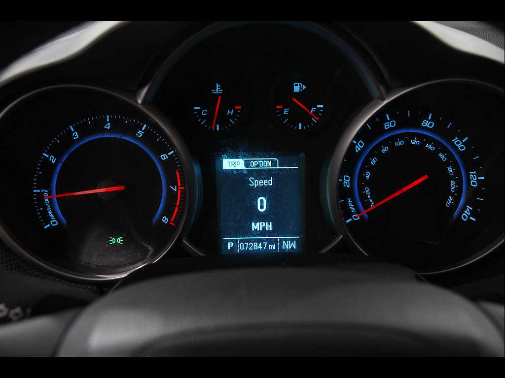 Used 2014 Chevrolet Cruze LT FWD image 8