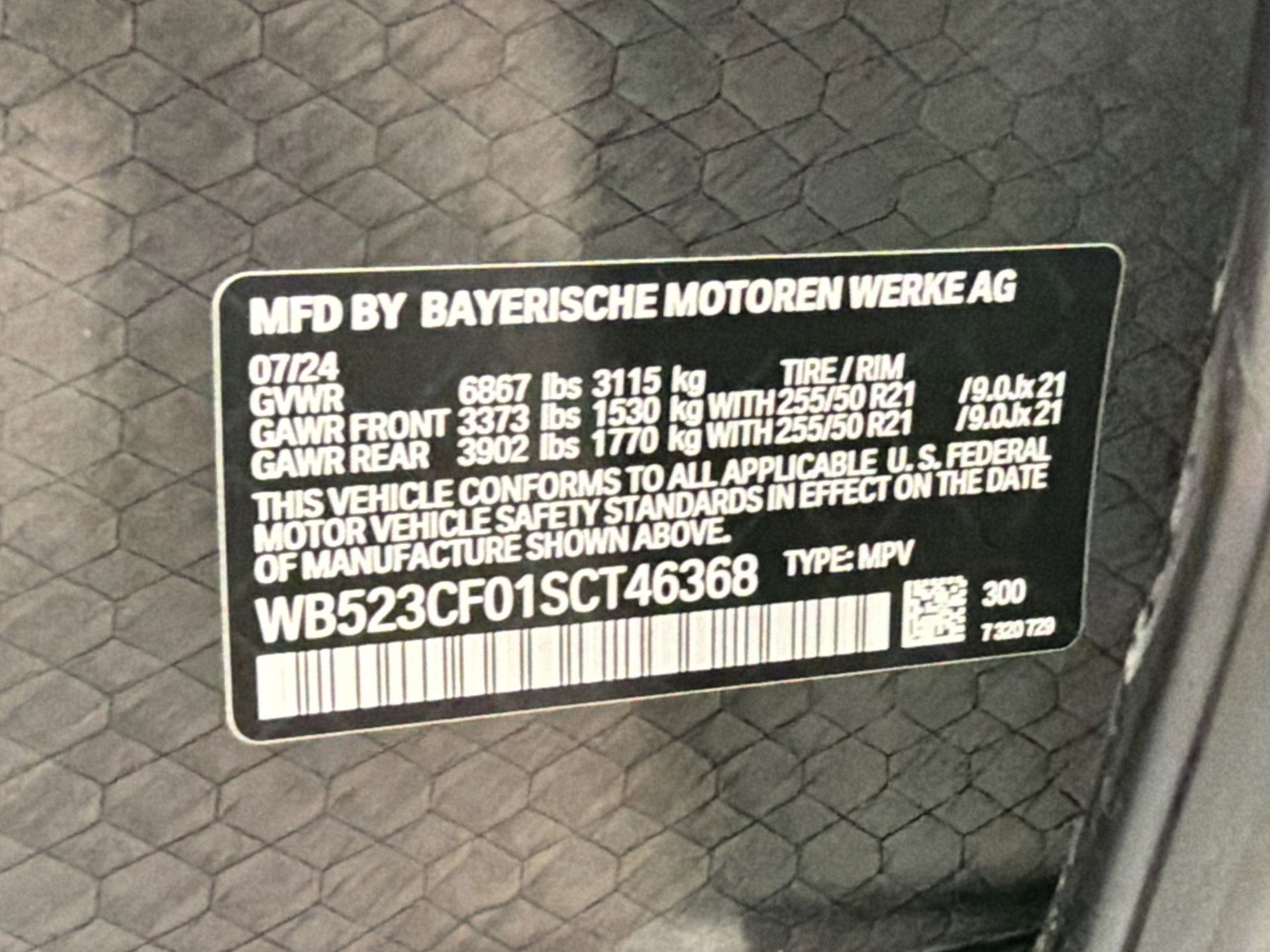 Used 2025 BMW iX xDrive50 w/ Sport Package AWD/4WD image 21