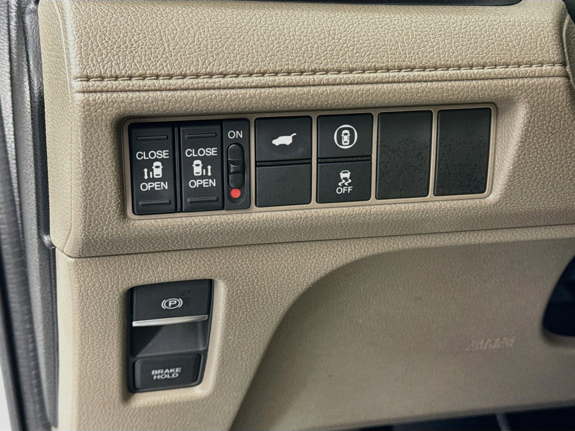 Certified 2024 Honda Odyssey EX-L image 10