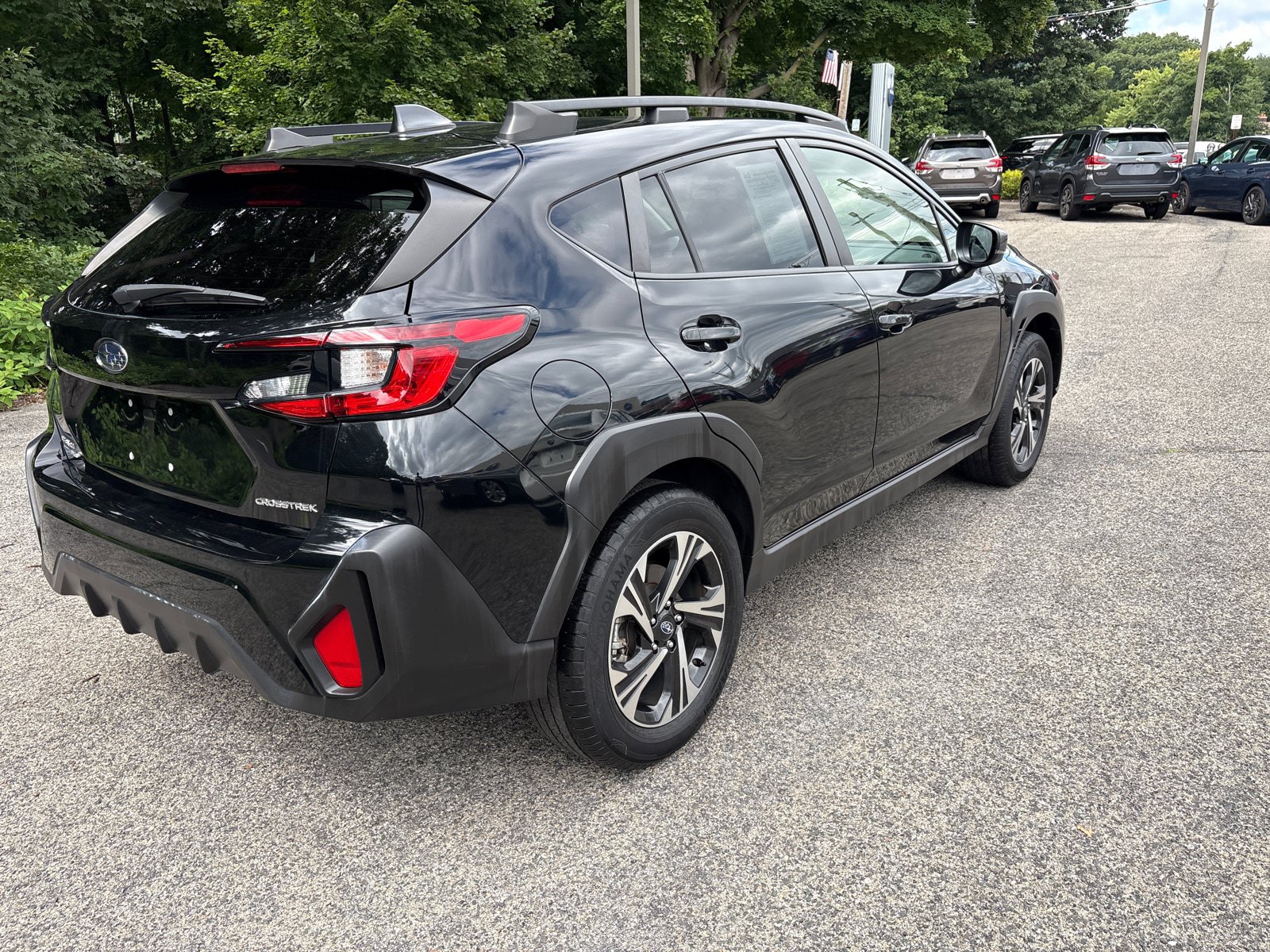 Used 2024 Subaru Crosstrek 2.0i Premium AWD/4WD image 9