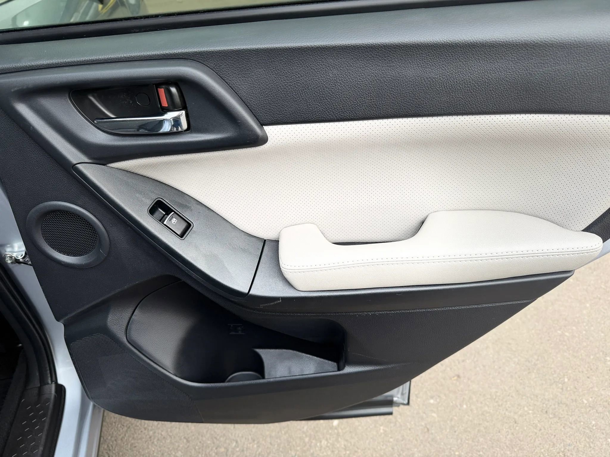 Used 2017 Subaru Forester 2.5i Limited image 20