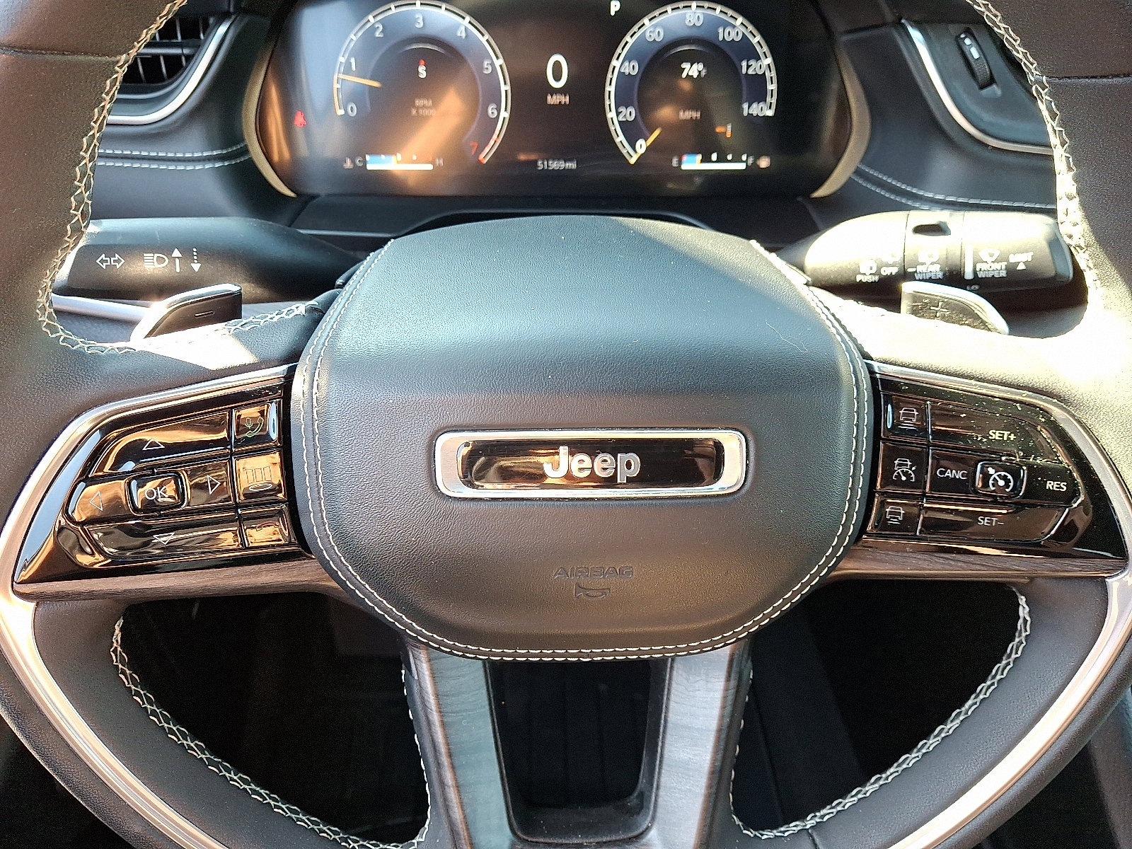 Used 2023 Jeep Grand Cherokee Overland w/ Luxury Tech Group IV image 22